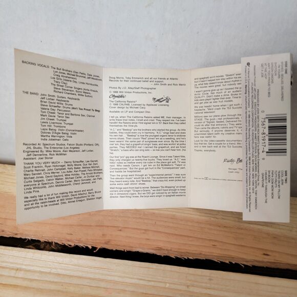 VINTAGE CASSETTE Meet The Raisins! The Historic Soundtrack Album 1988 - Picture 5 of 7